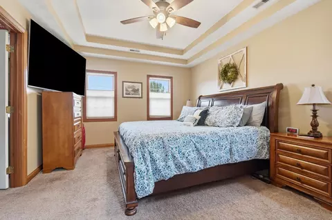 Bedroom - 4146 Ashton Ln, Springfield, OH 45503 photo 2 of 11