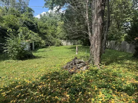 Exterior - 25 E Cedar Rd, Medway, OH 45341 photo 5 of 5