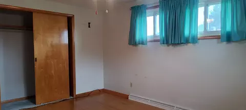 Bedroom - 1321 Richmoor Rd, Springfield, OH 45503 photo 5 of 13