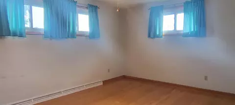 Bedroom - 1321 Richmoor Rd, Springfield, OH 45503 photo 10 of 13