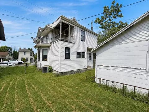 Exterior - 1815 Edwards Ave, Springfield, OH 45503 photo 5 of 7