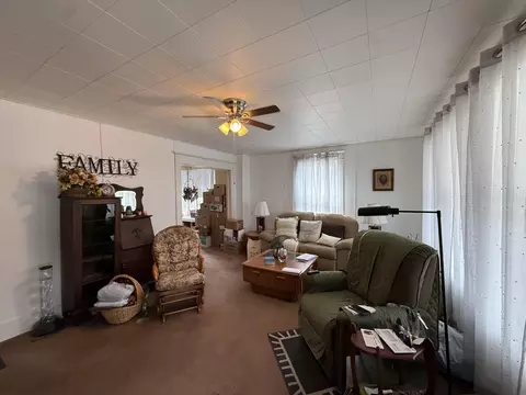 Living - 1815 Edwards Ave, Springfield, OH 45503 photo 1 of 1