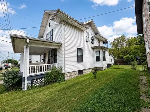 Exterior - 1815 Edwards Ave, Springfield, OH 45503 photo 4 of 7