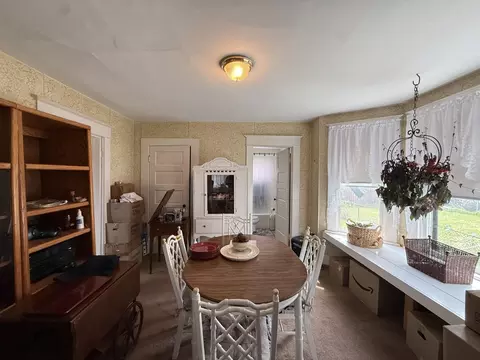 Dining - 1815 Edwards Ave, Springfield, OH 45503 photo 1 of 1