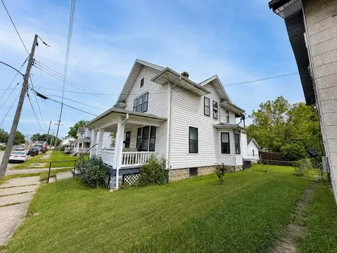 Exterior - 1815 Edwards Ave, Springfield, OH 45503 photo 3 of 7