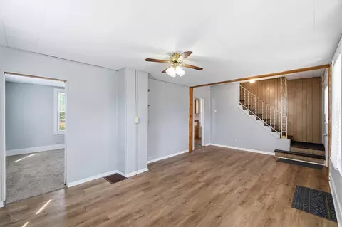 Living - 2044 Beatrice St, Springfield, OH 45503 photo 3 of 8