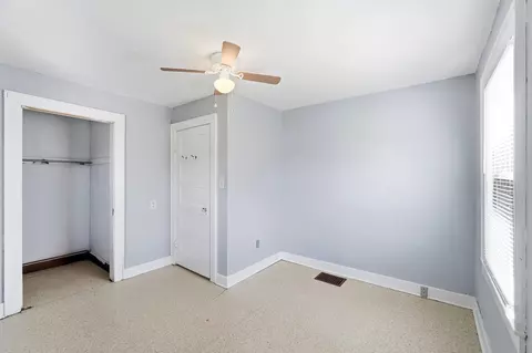 Bedroom - 2044 Beatrice St, Springfield, OH 45503 photo 3 of 10