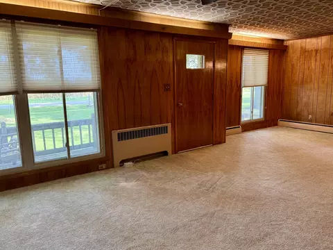 Living - 11643 Evans Rd, Mendon, OH 45862 photo 3 of 9