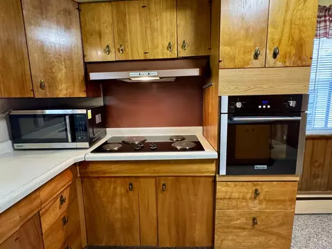 Kitchen - 11643 Evans Rd, Mendon, OH 45862 photo 4 of 8