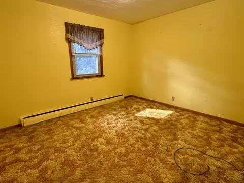 Bedroom - 11643 Evans Rd, Mendon, OH 45862 photo 3 of 4