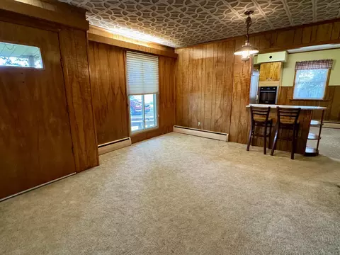 Living - 11643 Evans Rd, Mendon, OH 45862 photo 4 of 9