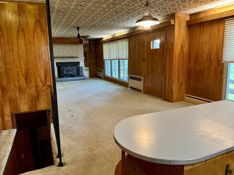 Living - 11643 Evans Rd, Mendon, OH 45862 photo 8 of 9