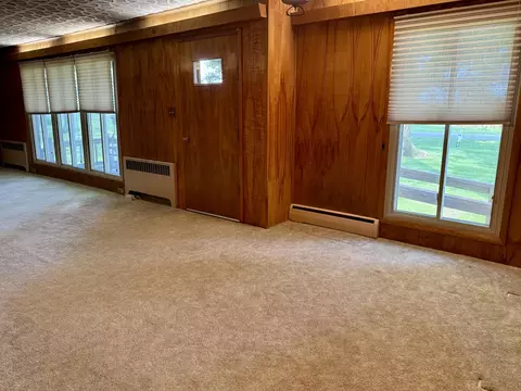Living - 11643 Evans Rd, Mendon, OH 45862 photo 6 of 9