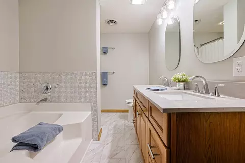 Bath - 3091 Fairfield Pike, Springfield, OH 45502 photo 1 of 5