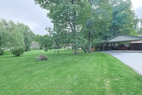 Exterior - 3091 Fairfield Pike, Springfield, OH 45502 photo 13 of 17