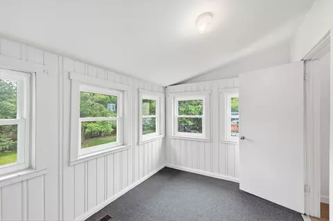 Entry Way - 1419 Mound St, Springfield, OH 45505 photo 1 of 2