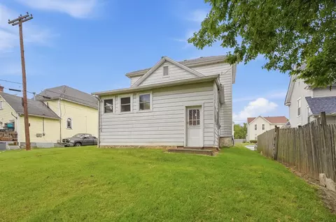 Exterior - 1419 Mound St, Springfield, OH 45505 photo 6 of 9