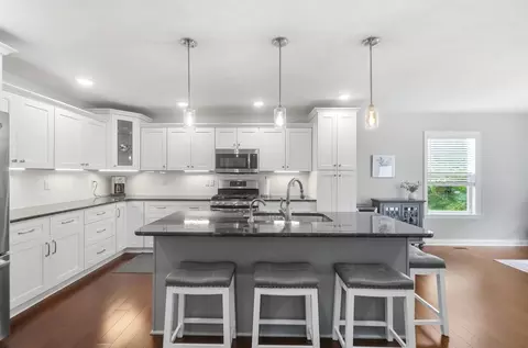 Kitchen - 4158 Midfield St, Springfield, OH 45503 photo 1 of 7