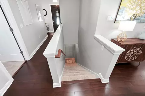 Entry Way - 4158 Midfield St, Springfield, OH 45503 photo 3 of 3