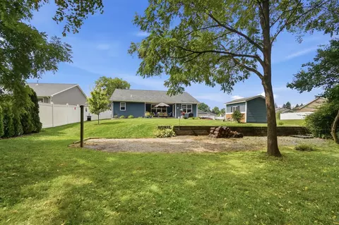 Exterior - 4158 Midfield St, Springfield, OH 45503 photo 14 of 17