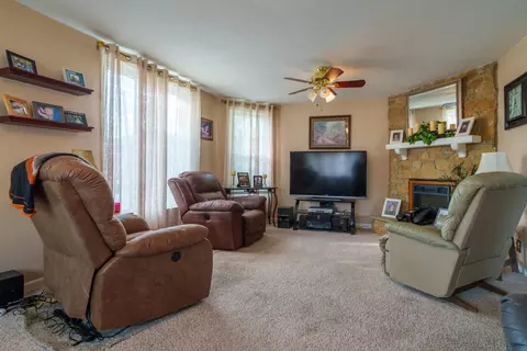 Living - 1002 N Main Ave, Sidney, OH 45365 photo 1 of 2