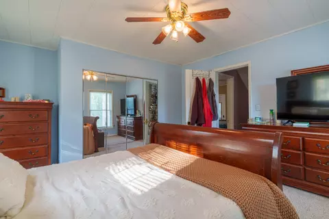 Bedroom - 1002 N Main Ave, Sidney, OH 45365 photo 4 of 5