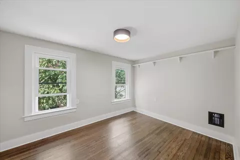 Bedroom - 1427 Pythian Ave, Springfield, OH 45504 photo 5 of 6