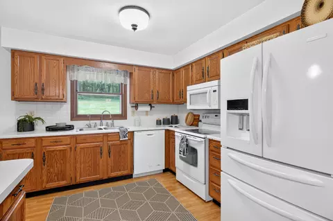 Kitchen - 18333 Herring Rd, Sidney, OH 45365 photo 2 of 6