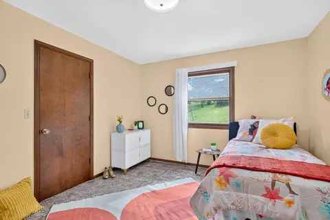 Bedroom - 18333 Herring Rd, Sidney, OH 45365 photo 4 of 6