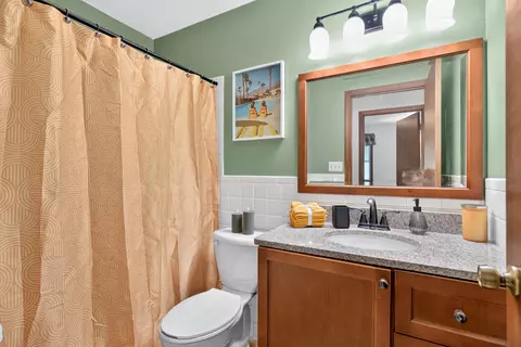 Bath - 18333 Herring Rd, Sidney, OH 45365 photo 4 of 5
