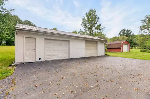 Exterior - 18333 Herring Rd, Sidney, OH 45365 photo 9 of 14