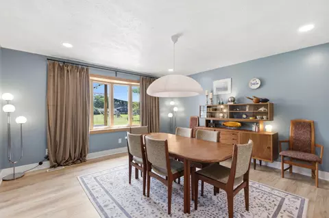 Dining - 2470 Leon Ln, Springfield, OH 45502 photo 1 of 3