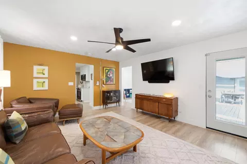 Living - 2470 Leon Ln, Springfield, OH 45502 photo 4 of 4