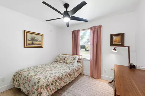 Bedroom - 2470 Leon Ln, Springfield, OH 45502 photo 1 of 9