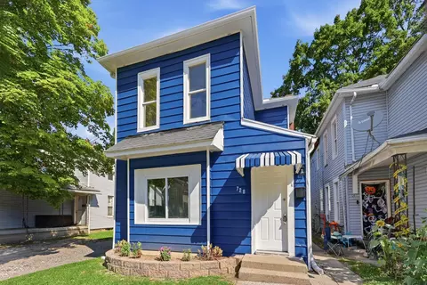 Exterior - 728 Innisfallen Ave, Springfield, OH 45506 photo 2 of 8