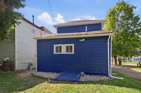 Exterior - 728 Innisfallen Ave, Springfield, OH 45506 photo 5 of 8