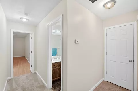 Entry Way - 4885 E Brannan Dr #4885, Springfield, OH 45502 photo 1 of 1
