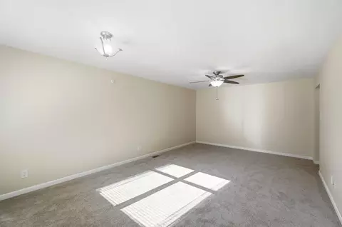 Living - 4885 E Brannan Dr #4885, Springfield, OH 45502 photo 1 of 4