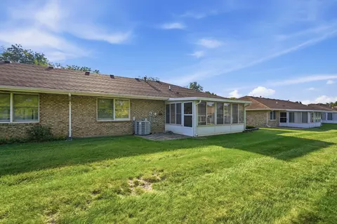 Exterior - 4885 E Brannan Dr #4885, Springfield, OH 45502 photo 7 of 10