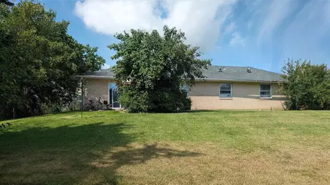 Exterior - 115 Villa Rd, Springfield, OH 45503 photo 1 of 2