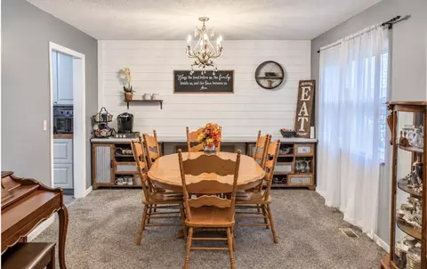 Dining - 1159 Hemlock Dr, Springfield, OH 45506 photo 1 of 2