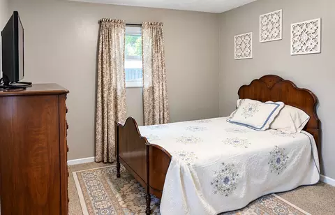 Bedroom - 1159 Hemlock Dr, Springfield, OH 45506 photo 5 of 5