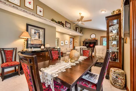 Dining - 1922 Cattail Pt, Springfield, OH 45502 photo 2 of 2
