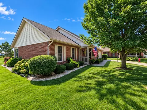 Exterior - 1922 Cattail Pt, Springfield, OH 45502 photo 1 of 12