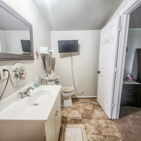 Bath - 11421 Blackhawk Path, Lakeview, OH 43331 photo 2 of 3