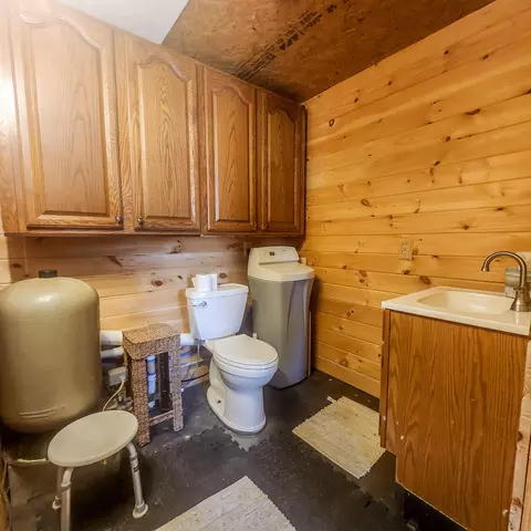 Bath - 11421 Blackhawk Path, Lakeview, OH 43331 photo 1 of 3