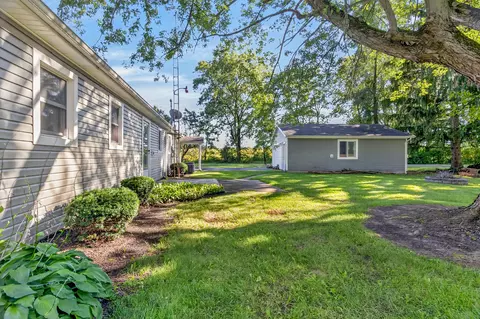 Exterior - 910 Miller St, De Graff, OH 43318 photo 15 of 15
