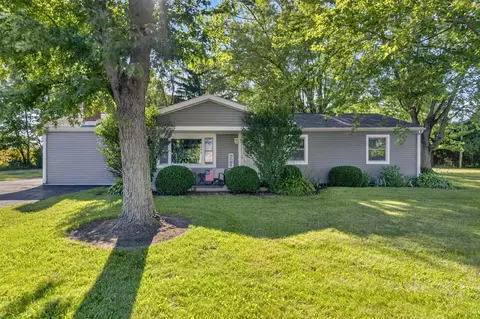 Exterior - 910 Miller St, De Graff, OH 43318 photo 6 of 15