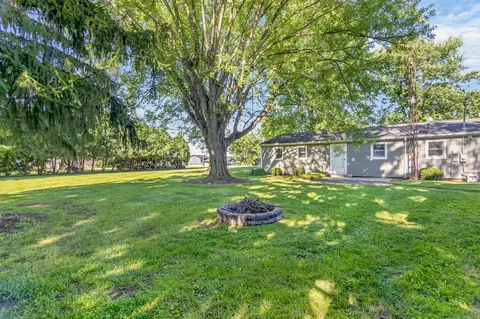 Exterior - 910 Miller St, De Graff, OH 43318 photo 13 of 15
