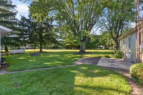 Exterior - 910 Miller St, De Graff, OH 43318 photo 11 of 15